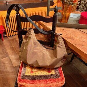 Baggu Large Crescent Bag ~ Seaweed (Olive)  NEW W/TAG